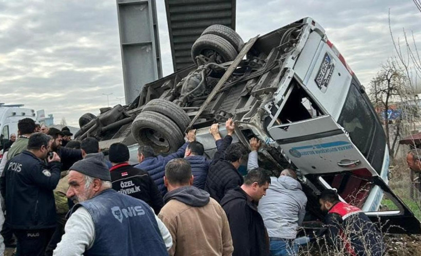 Ankara-İstanbul yolunda faciaya dönüşen kaza: Ölü ve yaralılar var