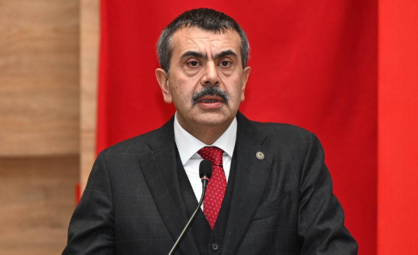 Okullarda yeni dönem: Bakan Tekin 7 maddelik güvenlik paketini açıkladı