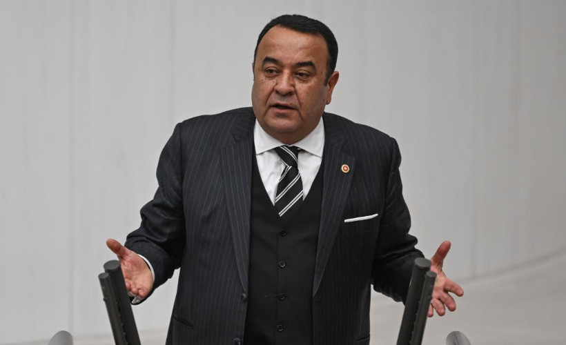 Adnan Beker CHP üyeliğinden istifa etti: “Bağımsız milletvekili olarak devam edeceğim”