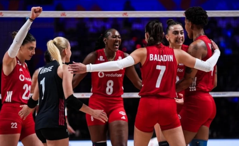 Filenin Sultanları finalde! Milliler Çin'i set vermedi