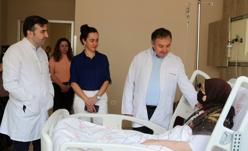 Zayıflamak için içtiği bitki çayları karaciğerini bitirdi, nakille hayata tutundu: Günde 4 kez içtiğim oluyordu - Resim : 1
