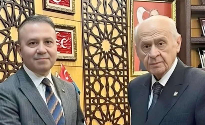 Bahçeli'nin danışmanı Çiçek'ten "yeni paralel yapı" uyarısı: "Erdoğan ve Bahçeli üzerine oyun kuruluyor" - Resim : 1