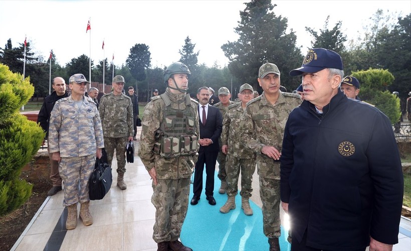 Yunan'a 'ayağını denk al' mesajı! Bakan Akar ve komuta kademesi Gökçeada'da - Resim: 12