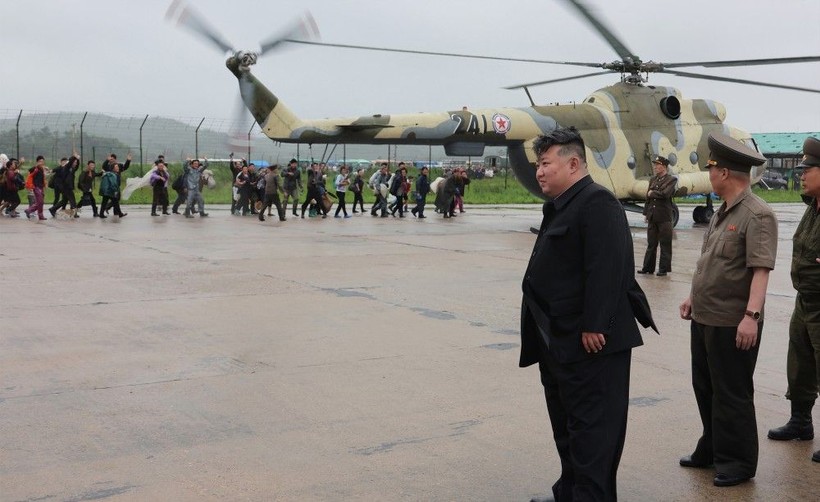 Kuzey Kore'de sel felaketi! 5 bin kişi mahsur kaldı, Kim Jong-Un yetkilileri suçladı - Resim: 9