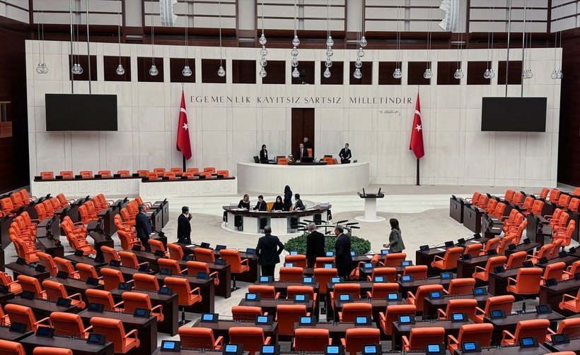 TBMM'ye ilginç başvurular: Bitcoin resmi para birimi olsun, Pi sayısını yeniden araştırmam için komisyon... - Resim: 5