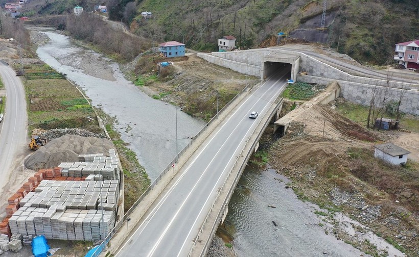 Doğu Karadeniz'i İç Anadolu'ya bağlayan Dereli kara yolu ulaşım süresini kısalttı - Resim: 2