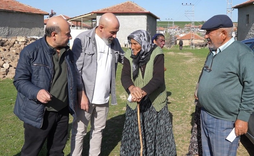 Türkiye'nin en yaşlı seçmeni 117 yaşındaki Arzu nine oldu - Resim: 7