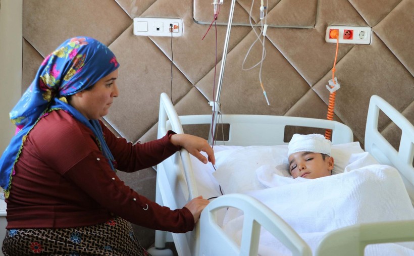 Gaziantep'te sokak köpeğinin saldırdığı 6 yaşındaki Nihatcan'ın saç derisi koptu! - Resim: 2