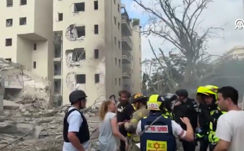İran'dan İsrail'e misilleme! Füze yağdırdı - Resim: 8