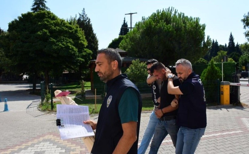 Türkiye Manisa'da dini nikahlı kocası tarafından dövülen Sude Naz'a ağladı: Bebeği aldıracağım - Resim: 5