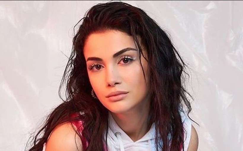 Ece Ronay'la mesajları ifşa olmuştu! Ünlü şovmen Mehmet Ali Erbil'e 'taciz' davasından hapis şoku - Resim: 9