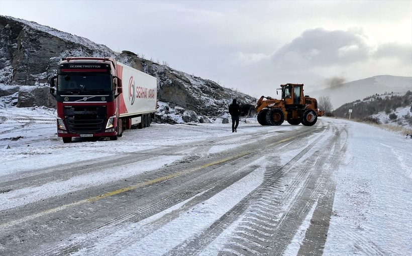 Doğu'ya kış tipiyle geldi! İşte huzur veren kar görüntüleri... - Resim: 27