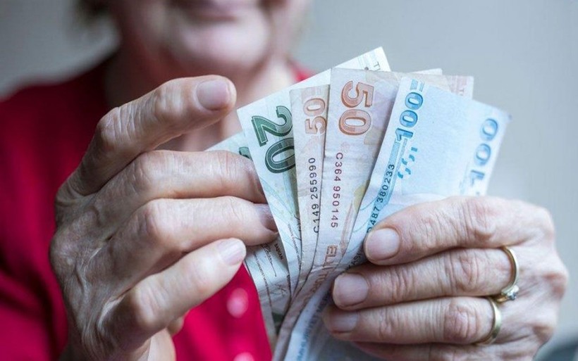 Memur ve emekli sevinçten havaya uçacak! Memur ve emekli zammı yüzde 30 ile sil baştan oldu: İşte 2023 memur ve emekli maaşları - Resim: 1
