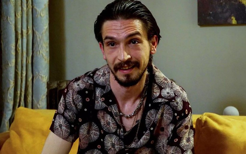 Cinsiyet değiştiren Çukur'un 'Timsah Celil'i Ahmet Melih Yılmaz bugünkü adıyla Meli Bendeli, Netflix'in Şahmaran dizisi hakkında bomba iddiada bulundu - Resim: 1
