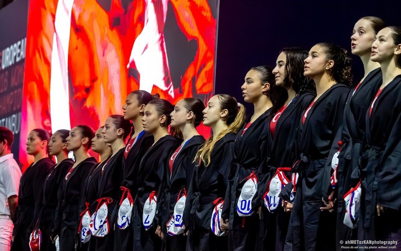 Türkiye U16 Kadın Sutopu Milli Takımı 4’te 4 yaptı çeyrek finale kaldı - Resim : 3