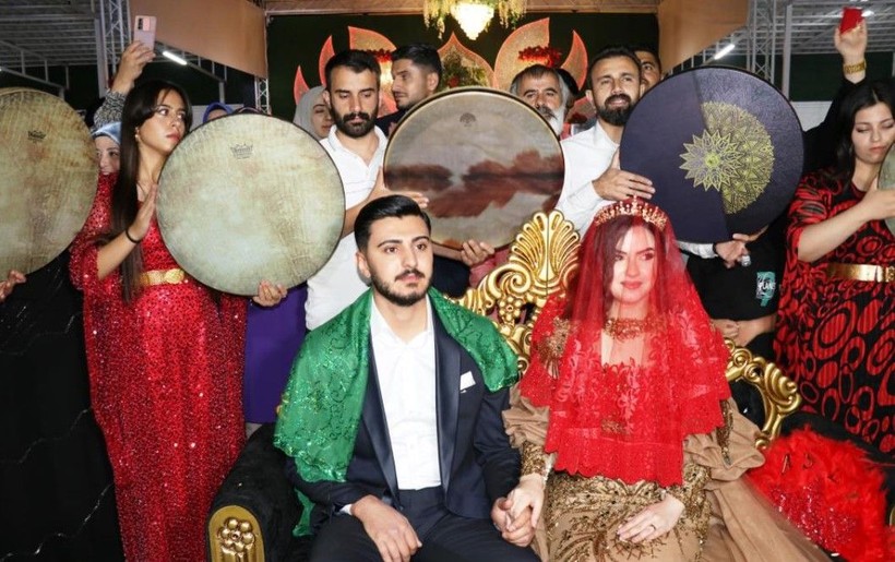 Bir aşiret düğünü klasiği! 3 kilo altın geline, 4 milyon TL damada takıldı - Resim: 4
