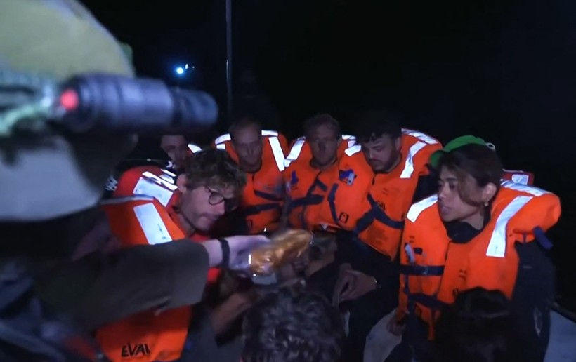 İsrail’den skandal karar: Türkler dahil tüm aktivistler hücrede tutulacak - Resim : 2