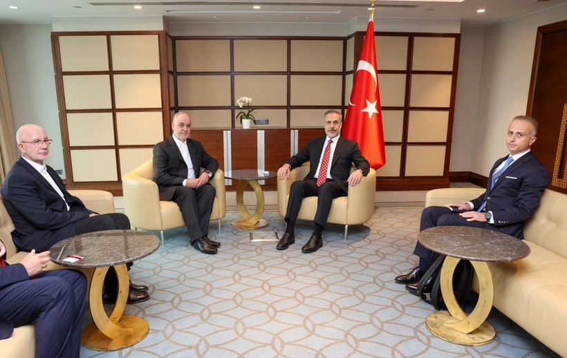 Bakan Fidan, Bosna-Hersek İslam Birliği Başkanı Kavazoviç ile bir araya geldi - Resim : 1