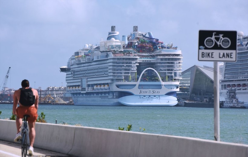 Dünyanın en büyük yolcu gemisi ABD'nin Florida eyaletinden yola çıktı - Resim: 17