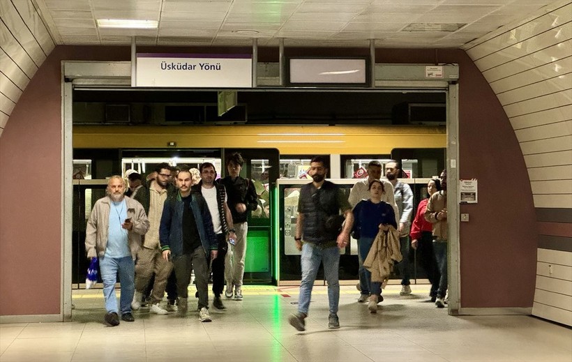 Üsküdar-Samandıra Metro Hattı'nda seferler 72 saat sonra normale döndü - Resim: 1