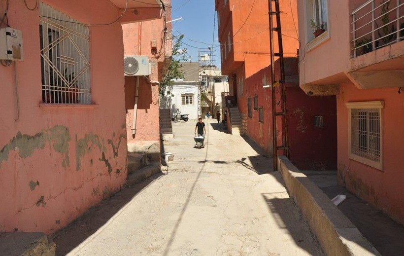 Bu defa baba dehşetinin adresi Mardin! Minicik çocuğuna işkence etti - Resim: 8