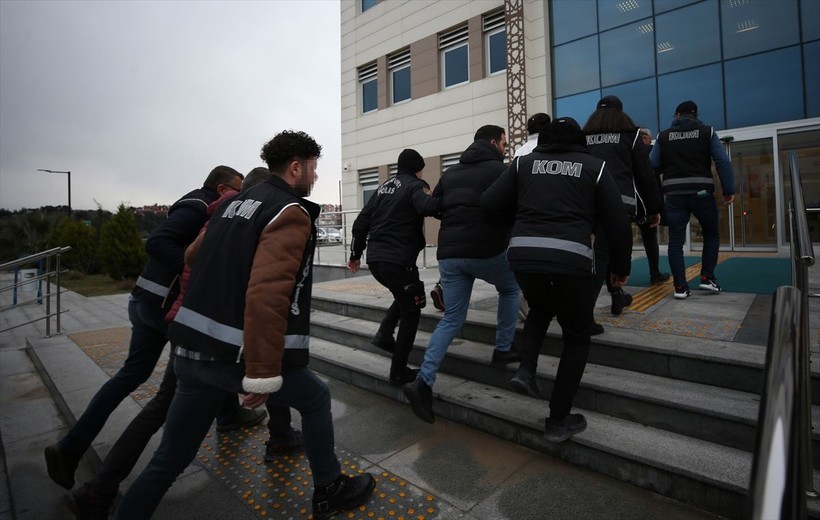 Gökçeada Belediyesi'ne yolsuzluk operasyonu! Başkan Ünal Çetin, imar müdürü ve aracı olan kişi tutuklandı - Resim: 5