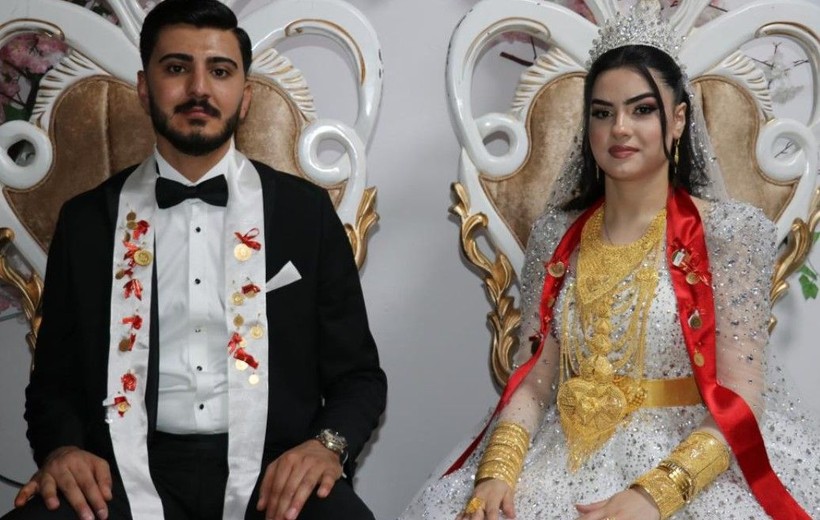 Bir aşiret düğünü klasiği! 3 kilo altın geline, 4 milyon TL damada takıldı - Resim: 7