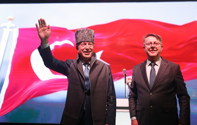 Milli Savunma Bakanı Hulusi Akar'dan terörle mücadele mesajı: Irak ve Suriye'nin kuzeyinde 13 terörist paketlendi - Resim : 1