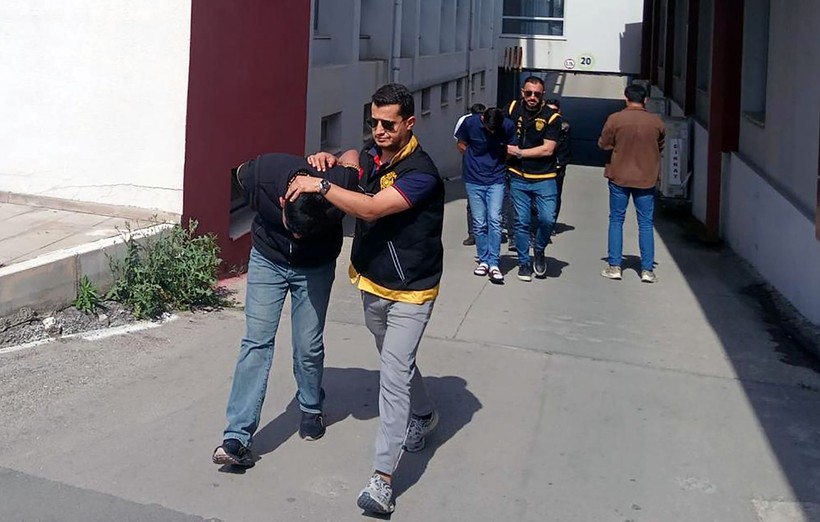 Adana'da kahreden cinayet! Husumetlisi sandı, kardeşini öldürdü - Resim: 4