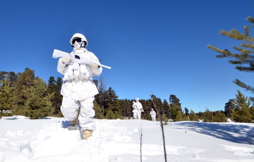 Komandoların Kars'ın karlı dağlarında zorlu eğitimi❄️⛷️🗻 - Resim: 7