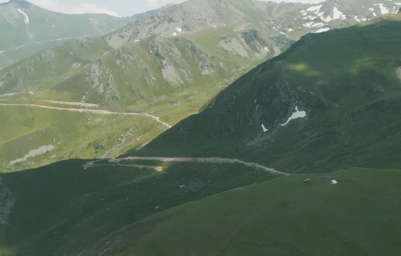 Doğan kuşunun drone avı! Daha önce böylesi görülmedi - Resim: 4