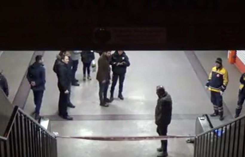 Kayseri'de iş merkezindeki yürüyen merdivenlerden düşen şahıs hayatını kaybetti! - Resim: 9