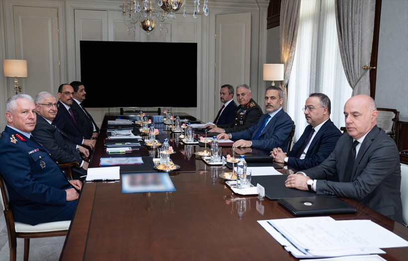Ankara'da İran zirvesi: Bakanlar Fidan ile Güler Genelkurmay Başkanı ve MİT Başkanı bir araya geldi - Resim : 1