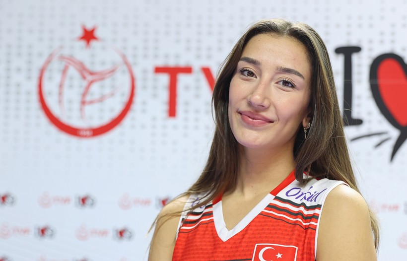 Milli voleybolcu Hande'yi yüzüne asit atmakla tehdit ediyordu: Yakalandı - Resim: 6