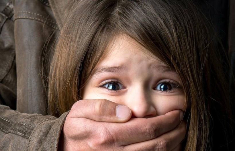 Her satırı korkunç! 13 yaşından itibaren babasının tecavüzüne maruz kaldı! Yetmedi babasından olan bebeğini annesi boğarak öldürdü - Resim: 10