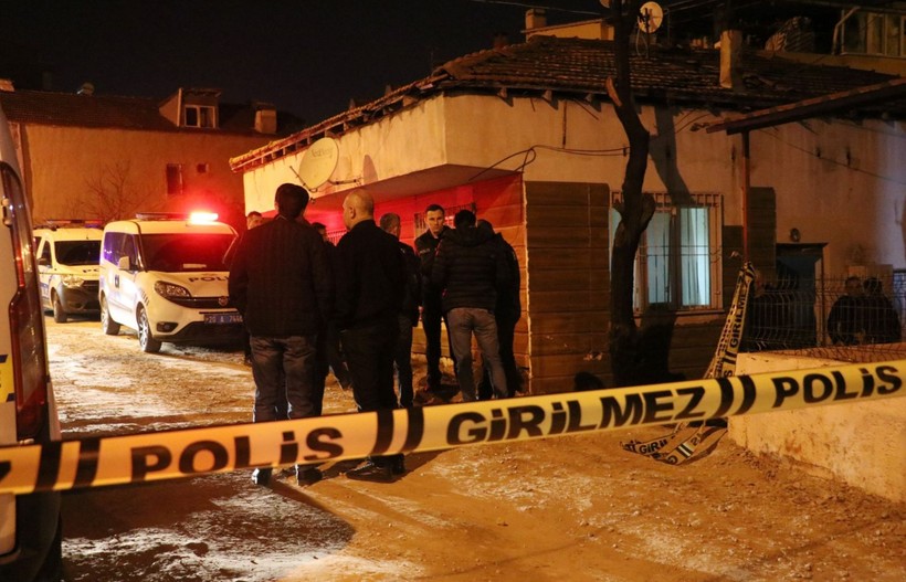 Denizli'de ölü olarak bulunan 21 aylık Murat Aslan bebeğin vücudunda darp ve izmarit izlerine rastlandı - Resim: 1
