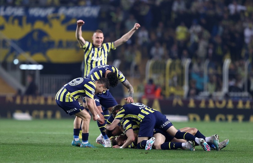 Fenerbahçe büyük fırsat tepti! Bu kez son dakikada yıkıldı - Resim: 2