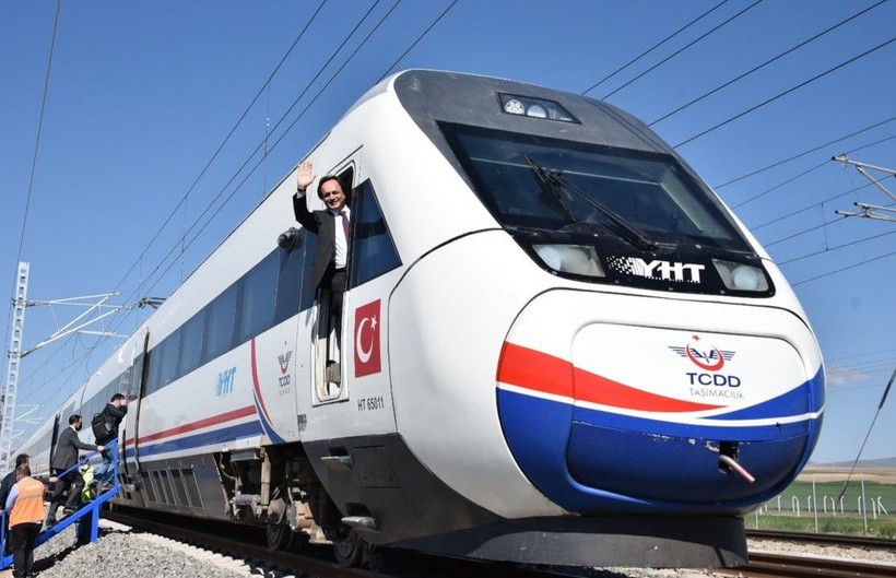 Ulaştırma ve Altyapı Bakanı Adil Karaismailoğlu'ndan müjde! İstanbul - Antalya arası 5 saatten kısa sürecek - Resim: 5