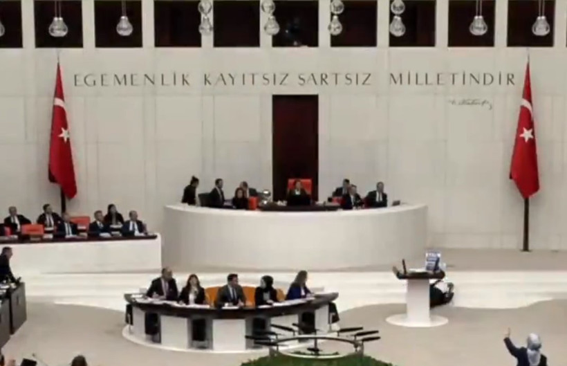 Son Dakika: SP Milletvekili Hasan Bitmez Meclis kürsüsünde bayıldı! Haberet sağlık durumu hakkında son gelişmelere ulaştı - Resim : 2