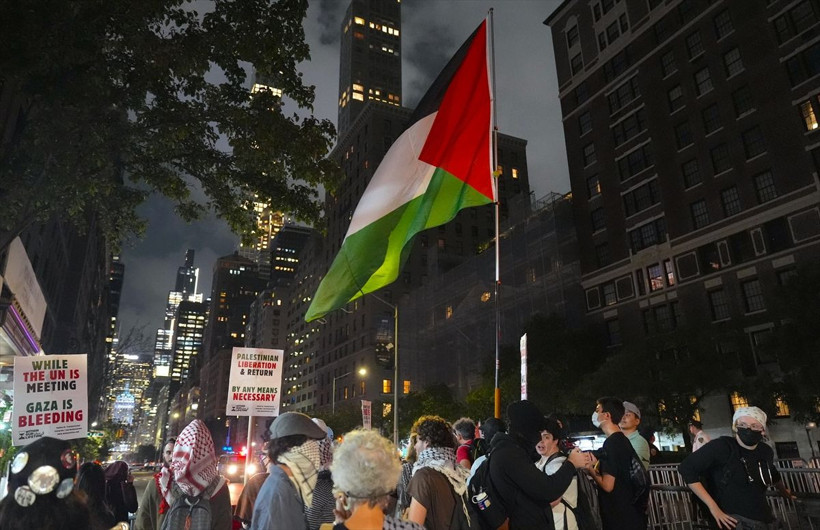 New York’ta Netanyahu’ya protesto: BM Genel Kurulu öncesi tepki yağdı - Resim: 3