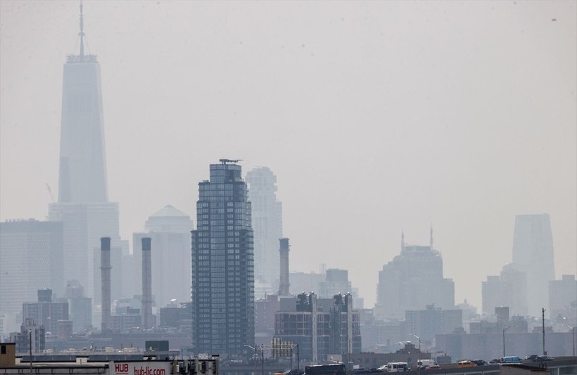 Kanada'da meydana gelen yangının dumanları New York'a ulaştı: Kent duman altında kaldı - Resim: 17