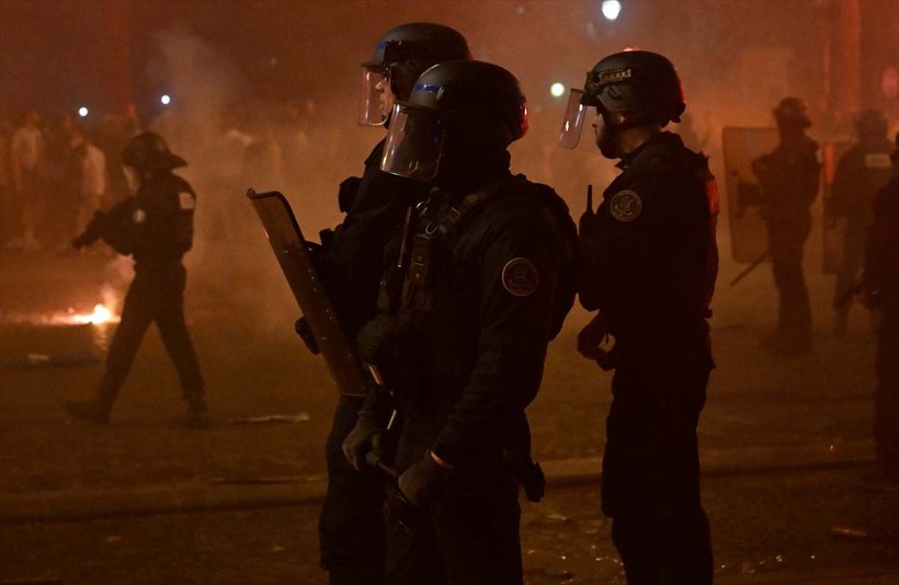 PSG şampiyon oldu, Fransa'da sokaklar karıştı: En az 131 gözaltı - Resim: 5