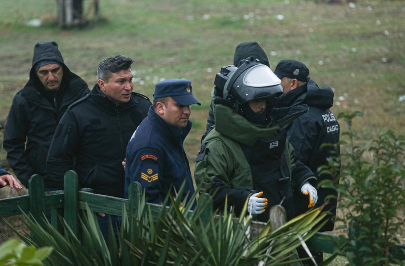 Ordu denizinde yabancı cisim paniği! Bomba uzmanlarınca çıkarıldı - Resim : 5