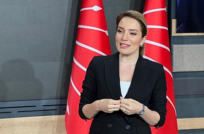 CHP’de yasak aşk skandalı! Ortaya çıkınca eşlerinden boşandılar | Rıza Akpolat ile Yeşim Ağırman'ın paylaşımları... - Resim: 14
