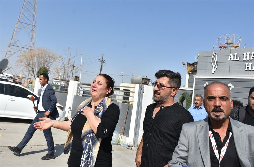 Irak'ın Musul kentinde bir düğün salonunda yangın çıktı! Yüzlerce ölü ve yaralı var - Resim: 45