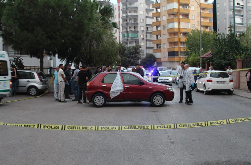 Otomobilde sır ölüm: Darp izlerine rastlandı - Resim: 3