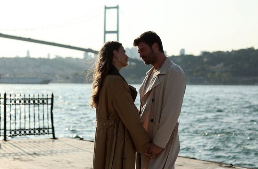 Serenay Sarıkaya tatile çıktı! Fiziğini gözler önüne seren o fotoğrafı paylaştı - Resim: 3