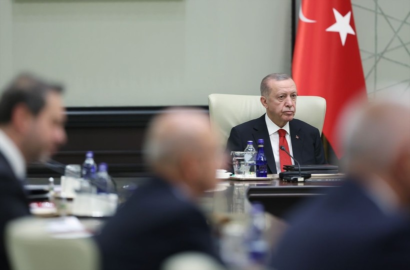 Cumhurbaşkanı Recep Tayyip Erdoğan başkanlığında gerçekleştirilen yeni dönemin ilk kabine toplantısı sona erdi - Resim: 9