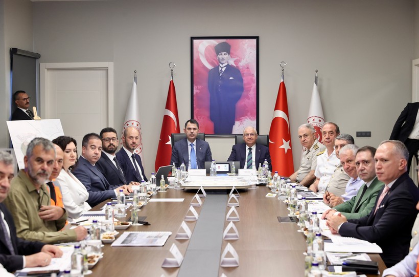 Bakan Murat Kurum ve Bakan Yaşar Güler'den Ay Yıldız Yerleşkesi'nde inceleme - Resim : 3