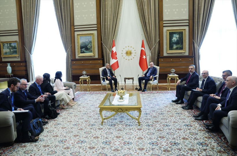 Cumhurbaşkanı Erdoğan'ın NATO diplomasisi başladı: İlk görüşme Kanada Başbakanı Carney ile - Resim: 4